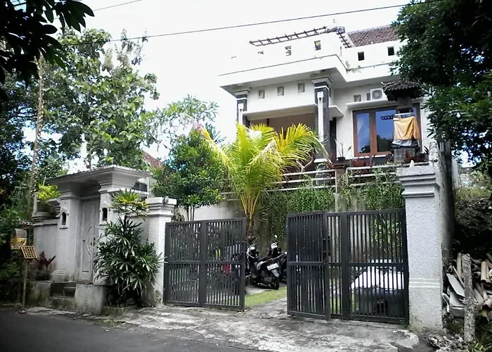 Astina Garden