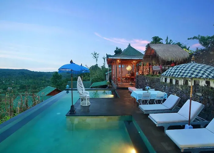 Rustic Waterfall Cabin Munduk Wanagiri With Pool
