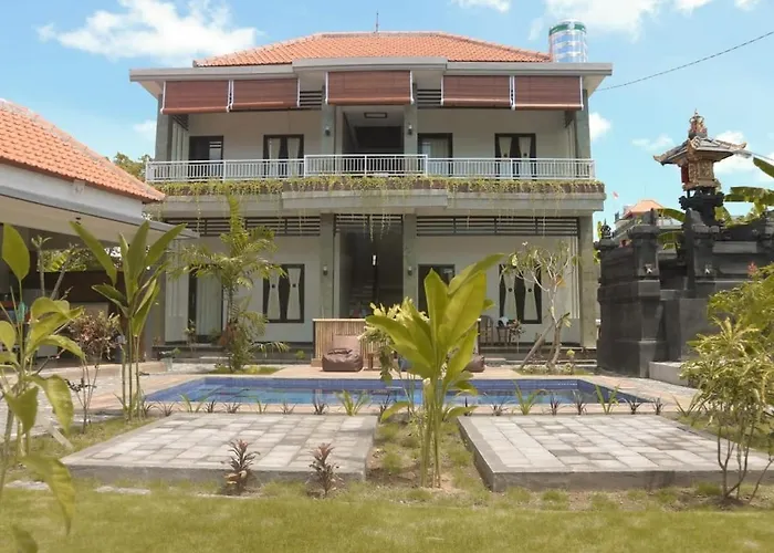 Hita Santhi Guest House