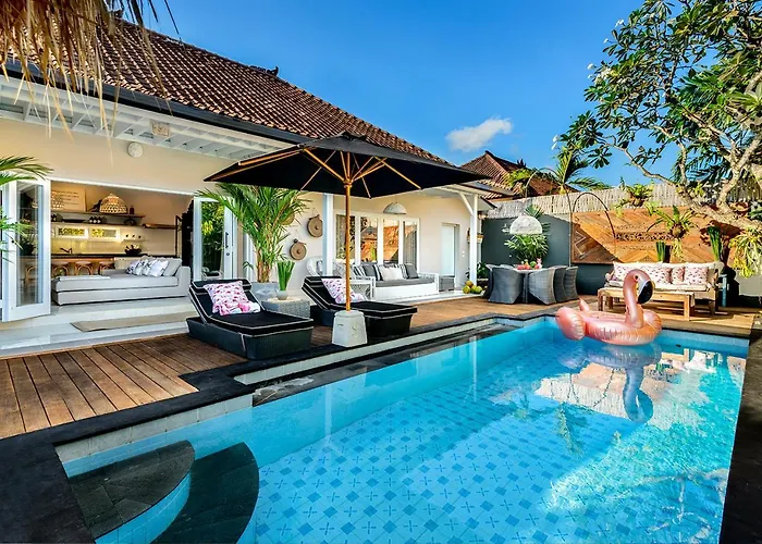 Villa Bloom 4 - 2 King Bedrooms , Sleep 4 Pax, Private Pool, Seminyak