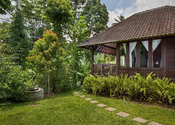 Secluded Jungle Villa