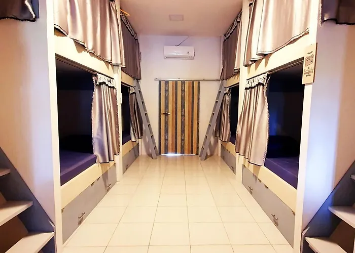 Tiny Room Hostel