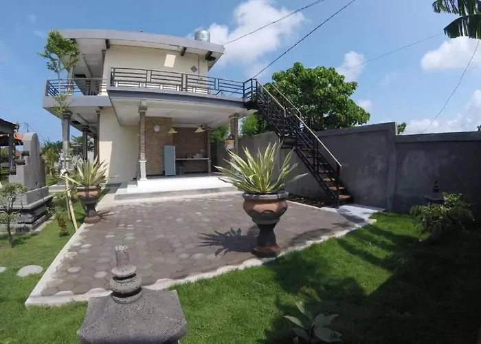 Oyo 90458 Pucuk Bali Guest House