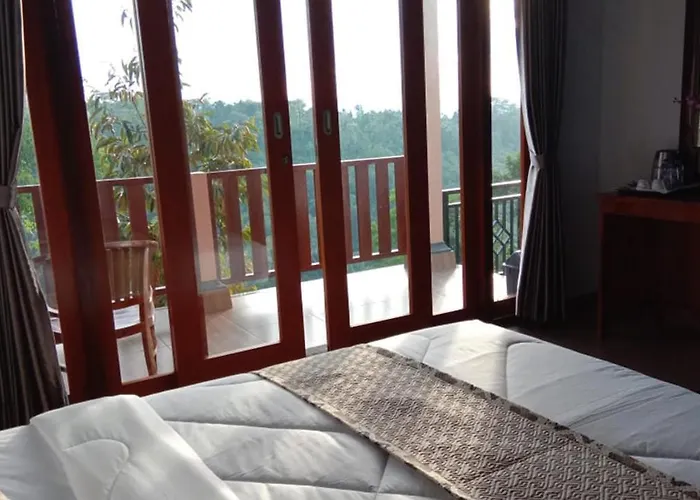 Green Ponci Villa Bedugul