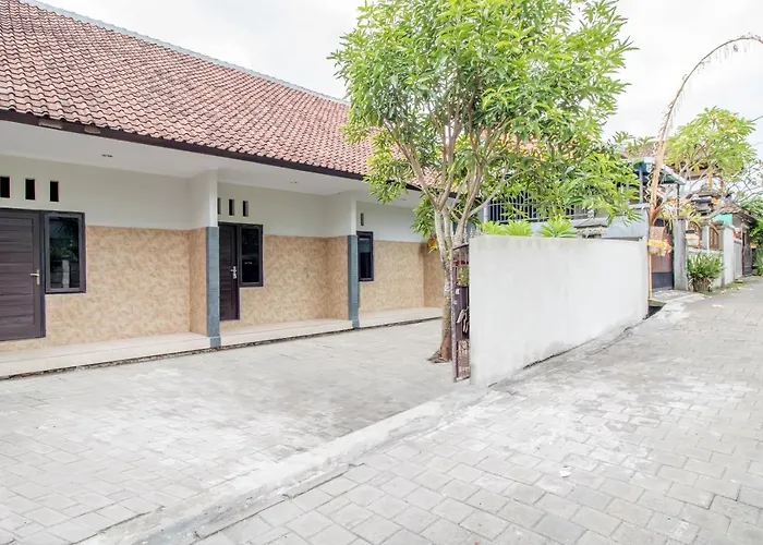 Oyo 2984 Berlian House Ungasan