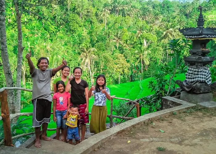 Buda'S Homestay Lemukih