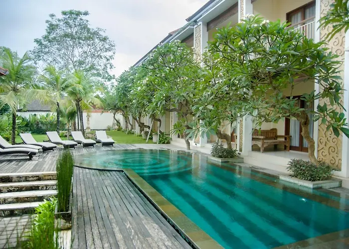 Akatara Hotel