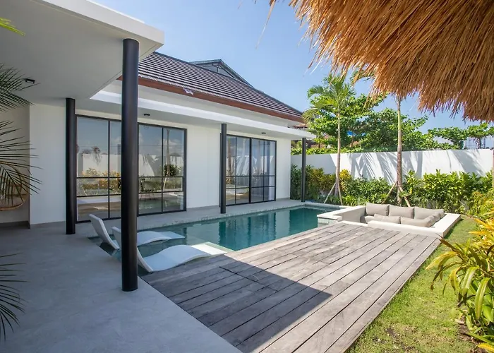 Villa Lapis 2 By Villa Finder