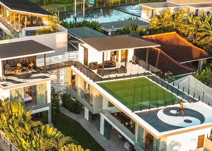 The Jendela House