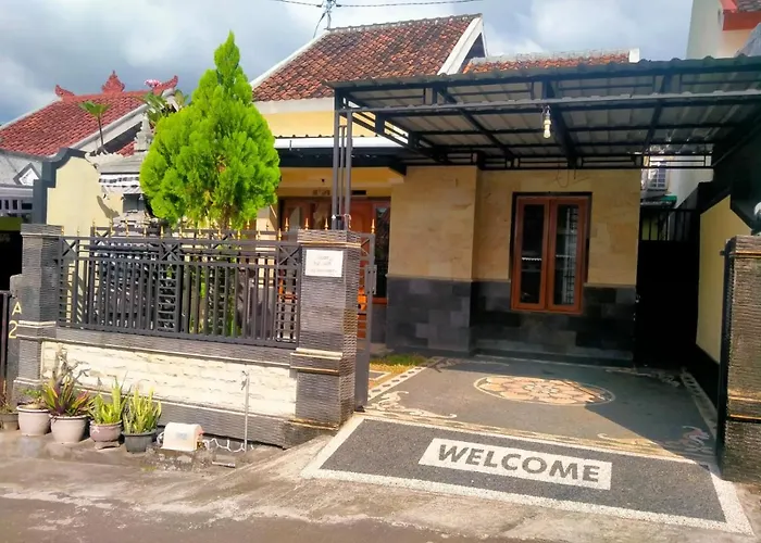 Suta Lovina House