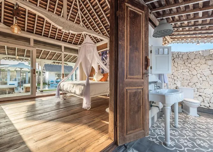 Sol Lila Bali