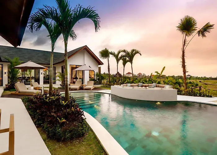 Villa Crystal Lagoon By Balisuperhost