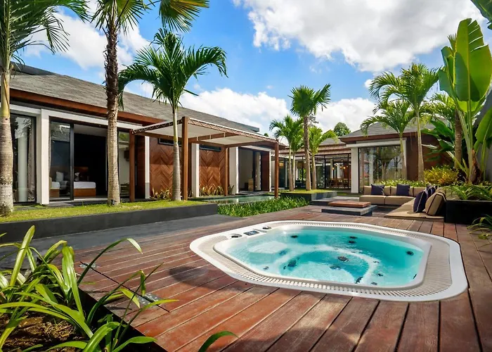Villa Jacuzzi By Balisuperhost