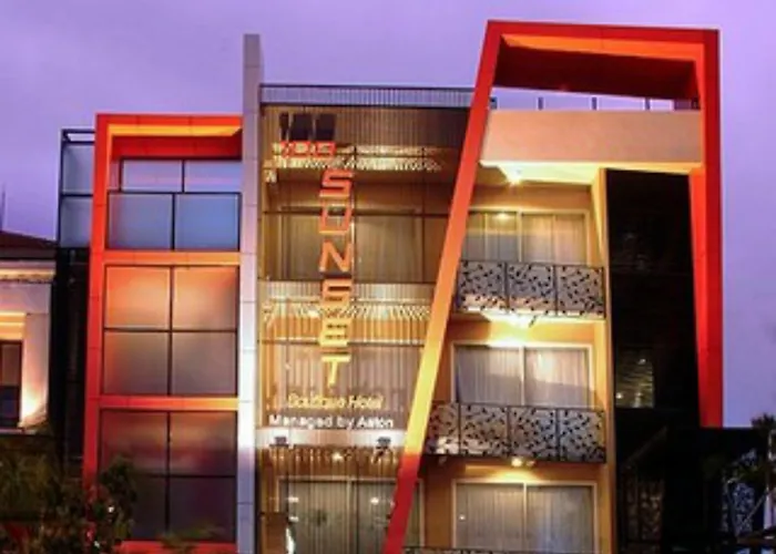 100 Sunset Kuta Hotel & Ballroom