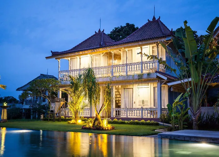 B Saya Villas