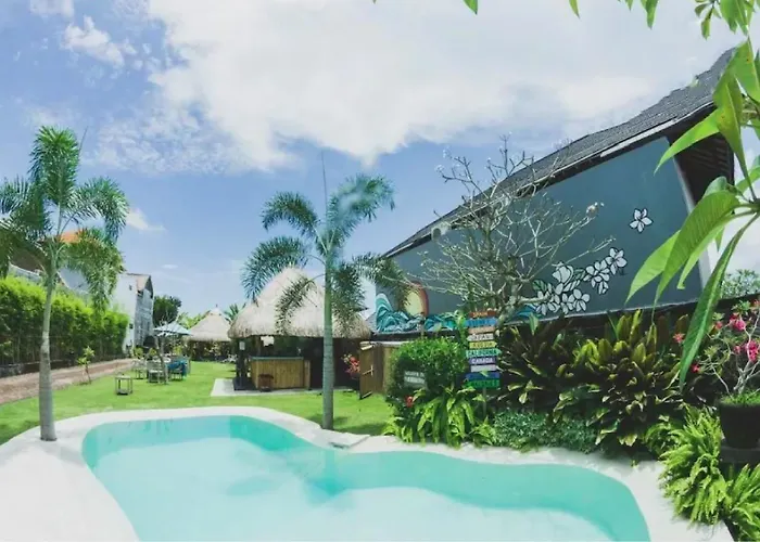 Surfers House Batu Bolong - Adults Only
