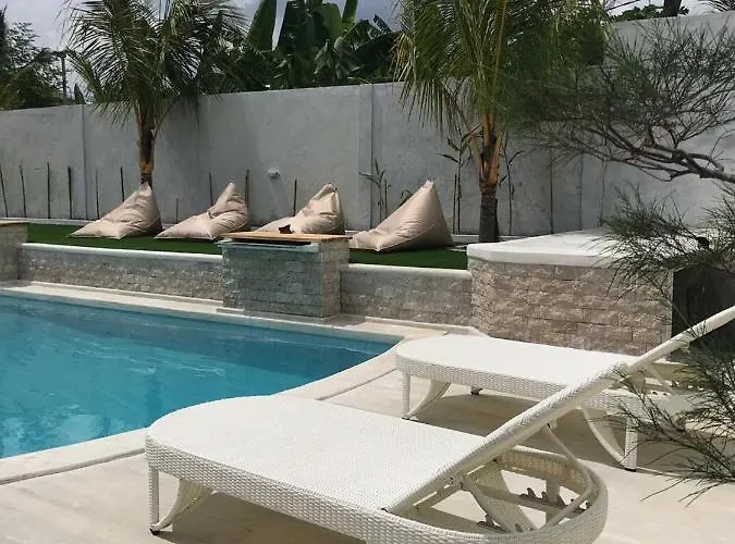 Kelapa Surf Villa