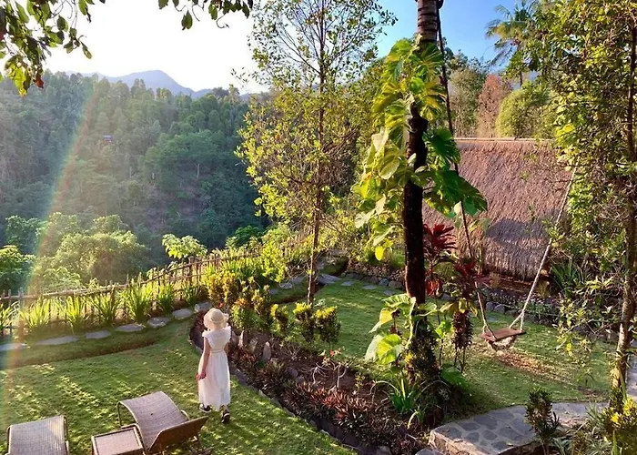 Eco Hut By Valley And 7 Waterfalls
