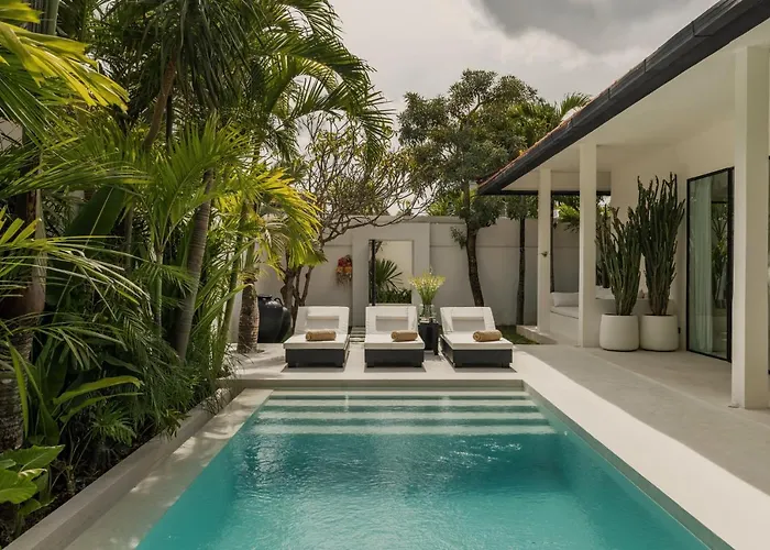 Calamus Luxury Villa In Umalas Private Pool