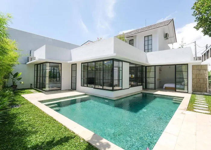 Lady Swan Villa