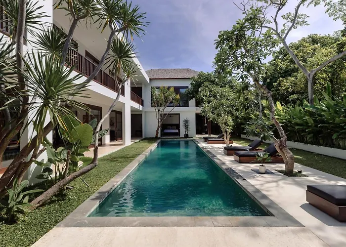 Villa Amara Pradi - 550M To Petitenget Beach