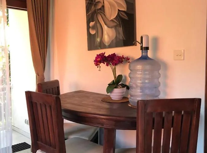 Suweg Guest House