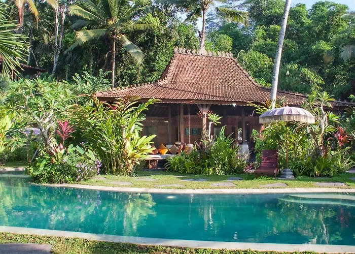 Villa Mahadevi 2 Ubud Jungle Retreat Joglo