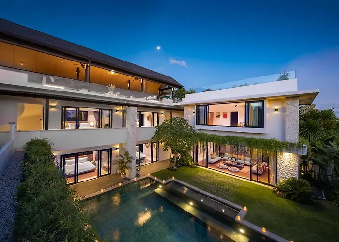 Villa Pantai Indah