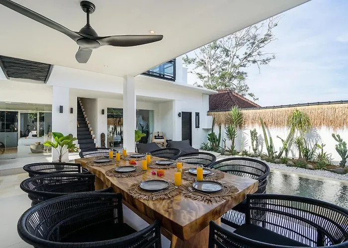 Villa Laut - 4Br Luxury Villa Within Walking Distance To Seseh Beach