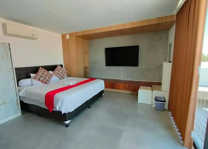 Milo Modern Five-Bedrooms Villa