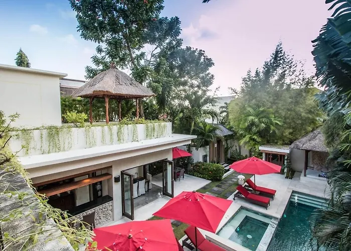 Villa Kalimaya III Beautiful & Luxurious 3-Bedroom Private Villa With Pool 150-Metres To Seminyak Beach