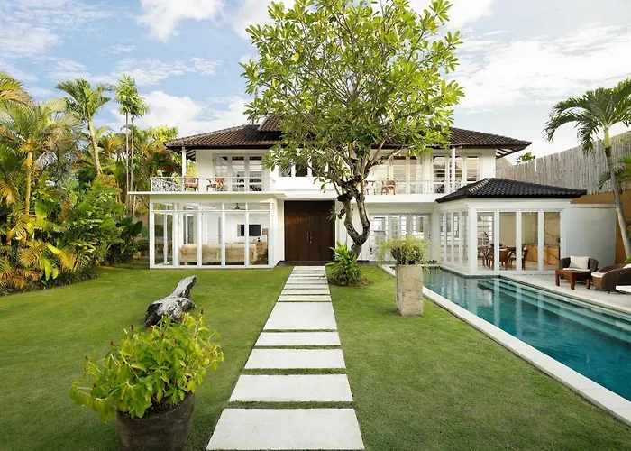 Villa Swarna By Nakula