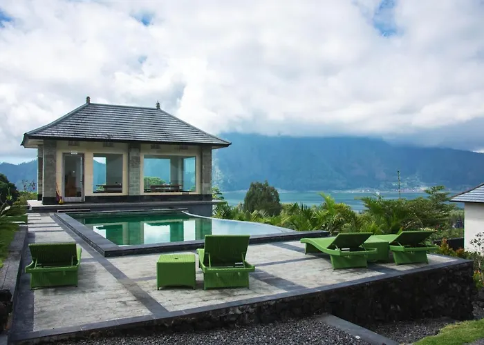 Batur Green Hill And Hot Spring