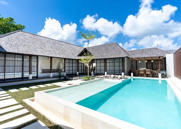 Green Jimbaran Bay Villa
