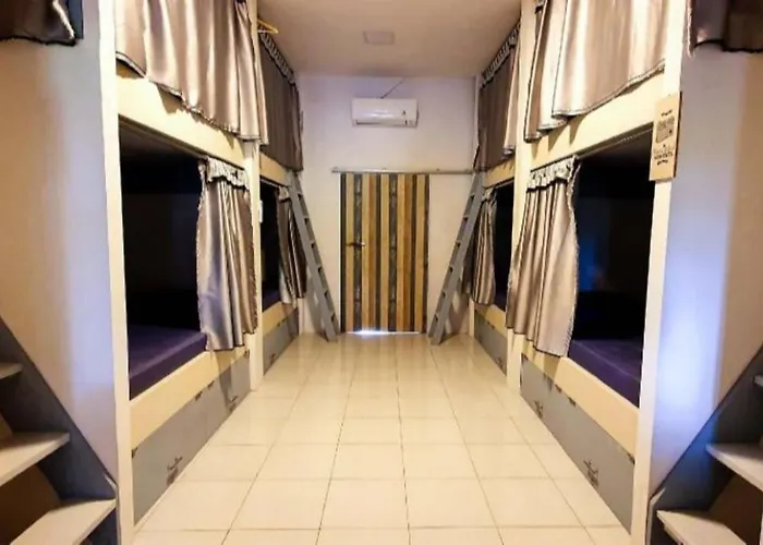 Tiny Room Hostel