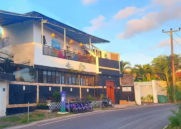 Hustay Guest House - Canggu