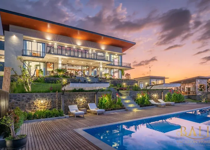 The Most Luxury 5Br Villa In Lovina! Stunning Outlook!