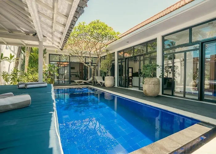Canggu Classic Elegance 3Br Private Villa