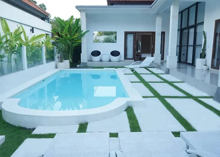 AMAZING 3 BDR Canggu Villa in ULTIMATE location