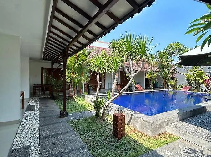Pererenan Nengah Guest House Canggu