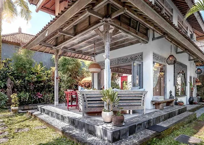 Romance@Ganesh Ubud Entire Villa - Private Pool