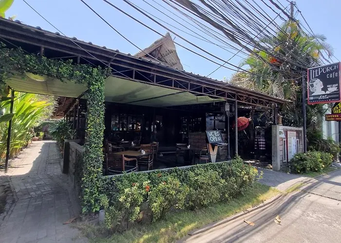 Flash Back Bungalow