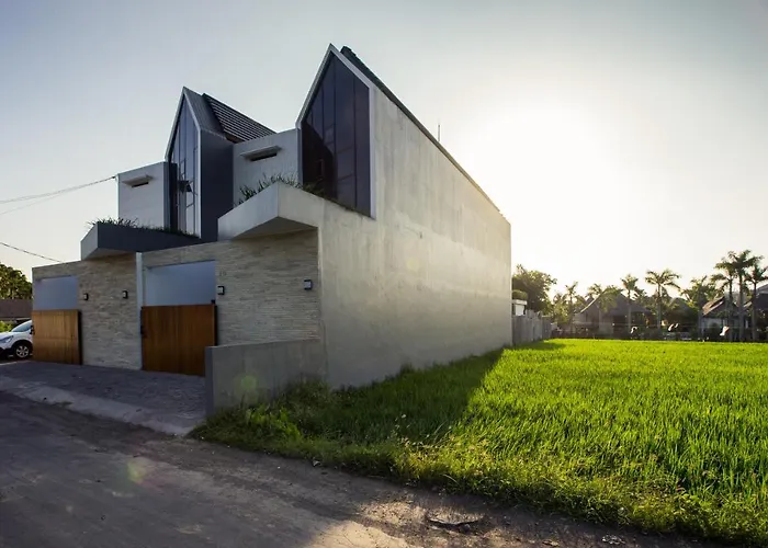 Berawa Bali Beach Villas Canggu