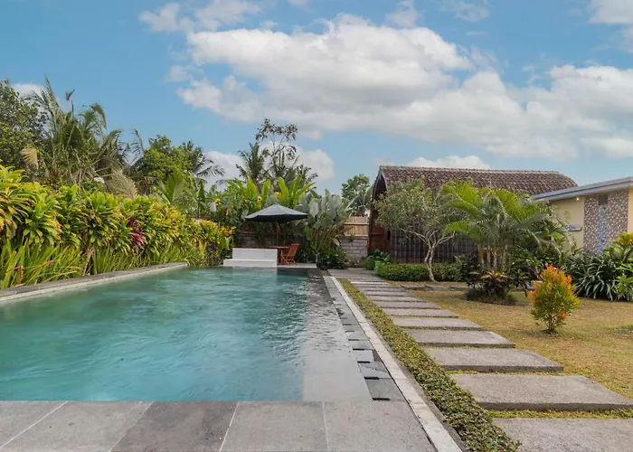 Kubu Selat Villa And Glamping