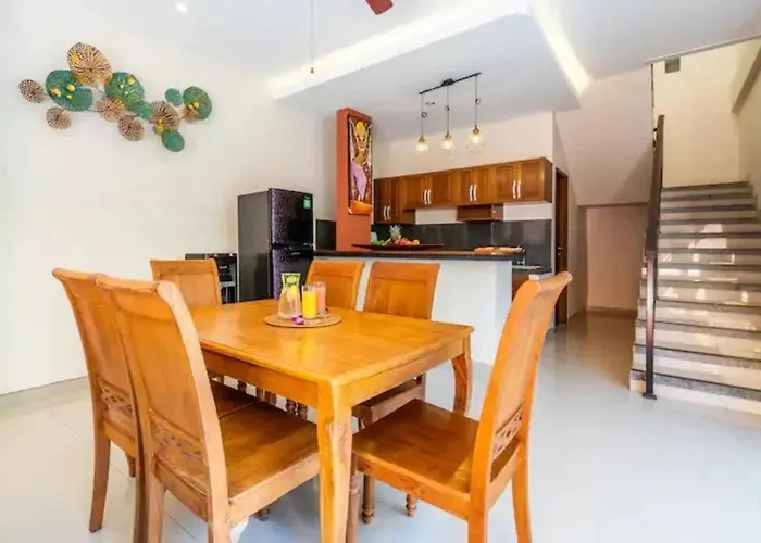 2Br Red Lotus Villa 10 Mins To Seminyak Beach
