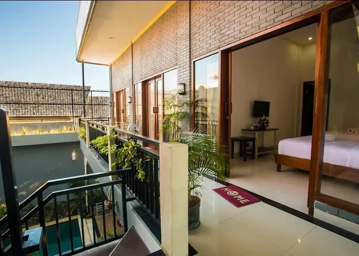 Canggu Ocean House/Blue. By Walk To The Beach!