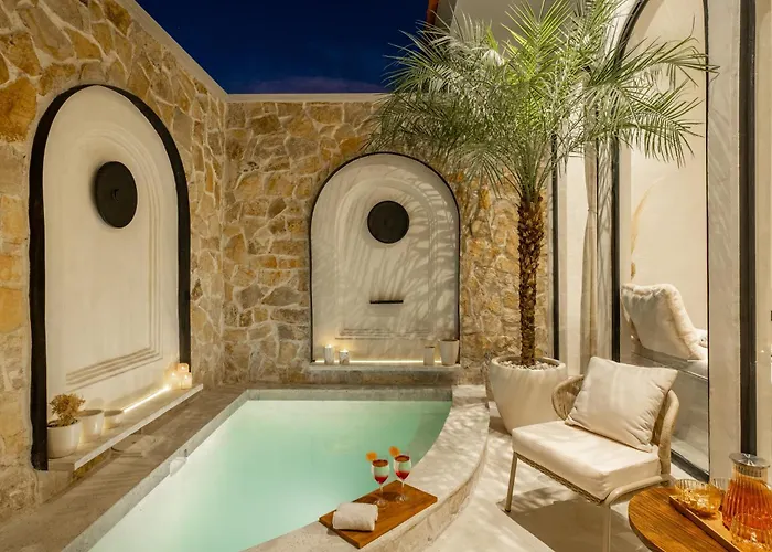 Romantic Stylish Private Pool Villa Amara Suites 1 By Orivista