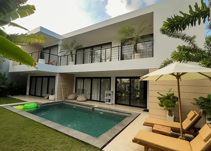A Private 3-Bedroom Villa In Legian, Bali