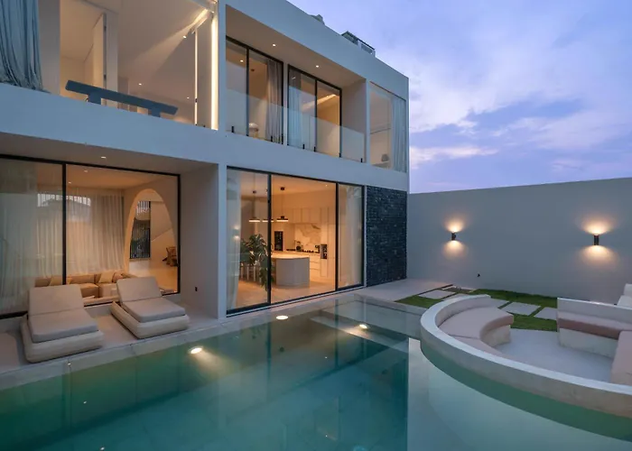 Villa Kiyomi - Brand-New 2Br Designer Umalas Villa