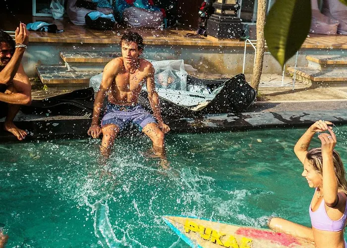 Lotide Surf Camp Uluwatu